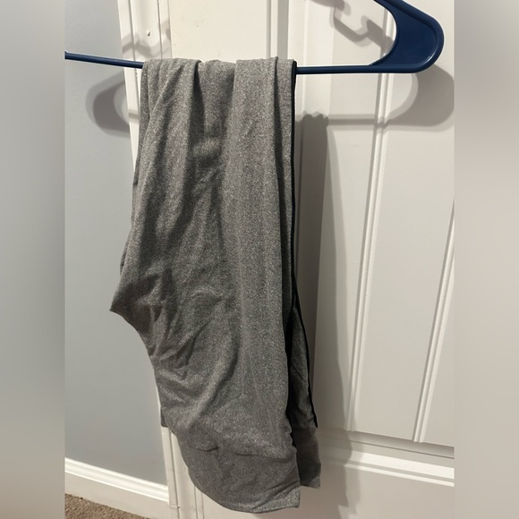 Two pieces - Picture 6 of 8